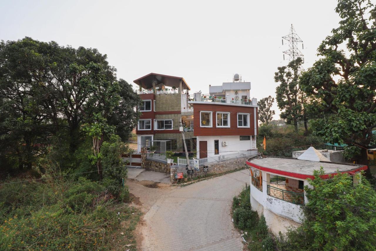 Saffronstays Asher House, Dehradun Eksteriør billede